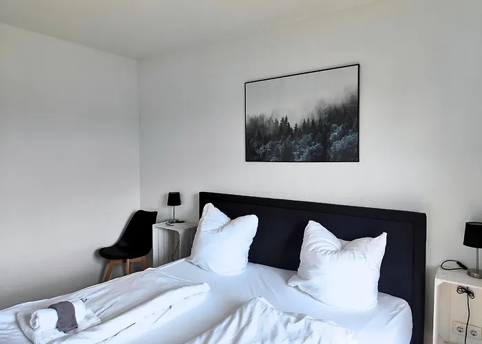 Grosszuegiges Ferienhaus In Ruhiger Lage